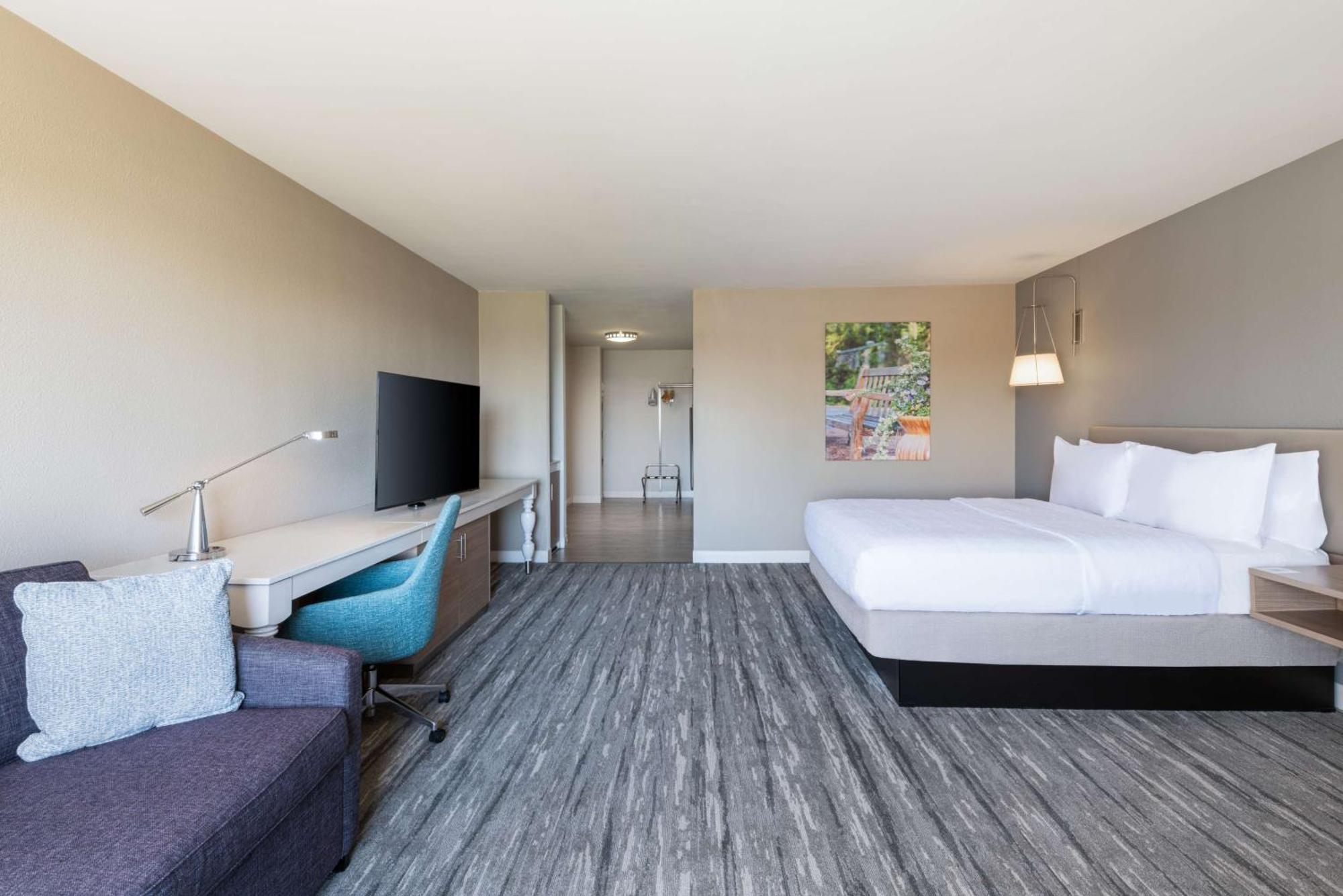 Hilton Garden Inn Saint Charles Exterior photo