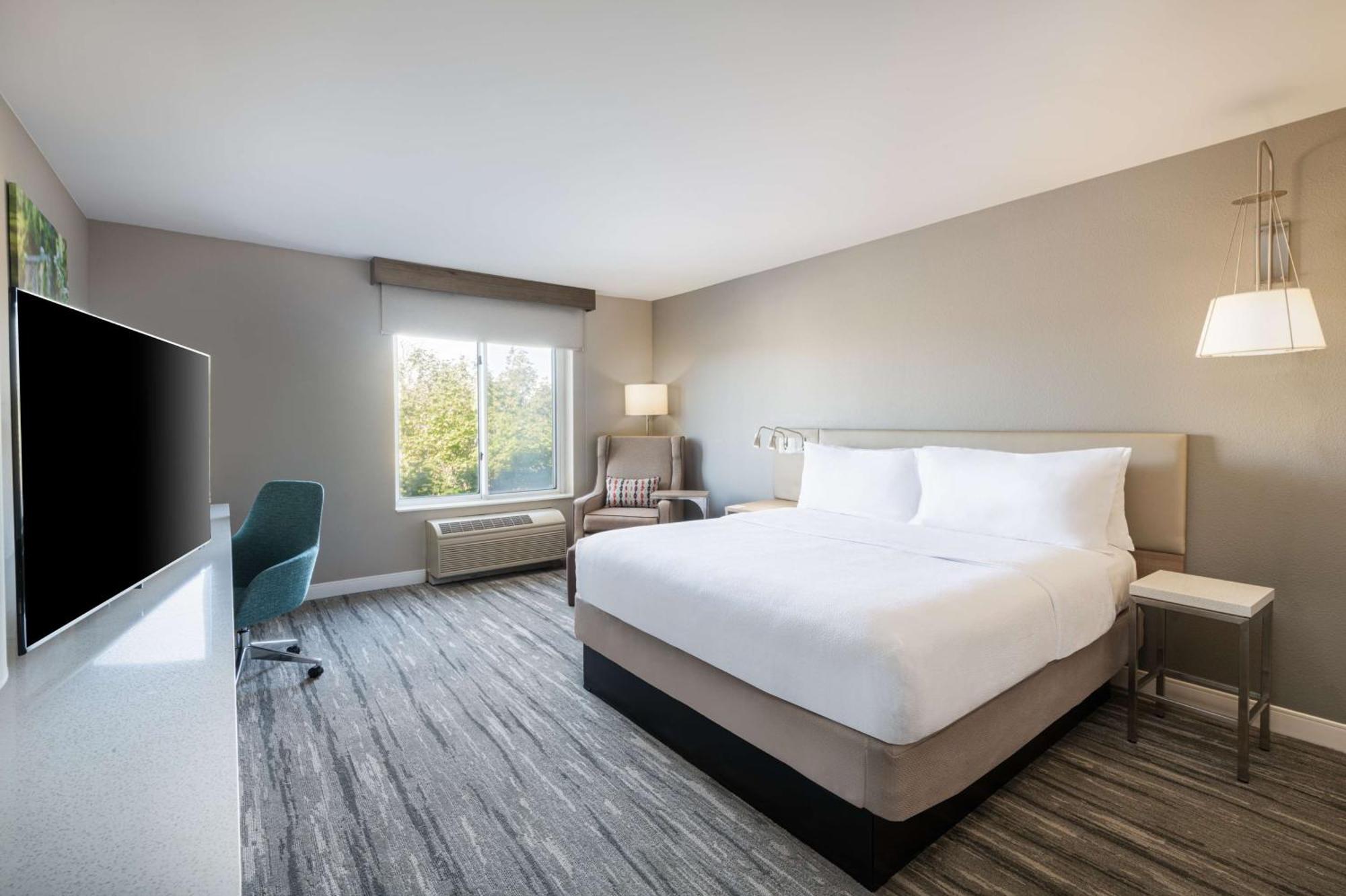Hilton Garden Inn Saint Charles Exterior photo